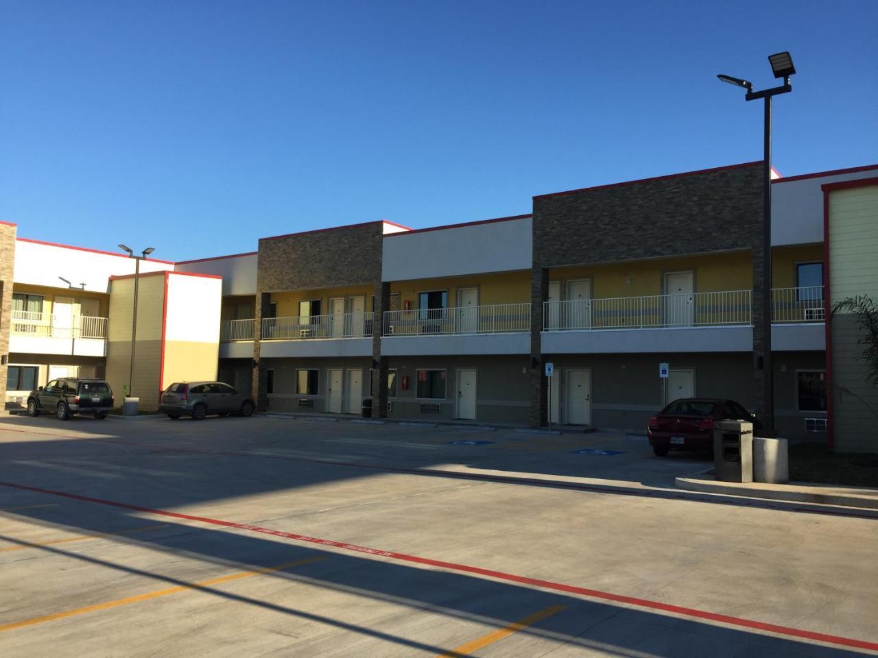 Days Inn By Wyndham Freeport Exterior foto